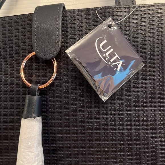 Ulta brand 2strap navy blue shoulder bag- NWT - Picture 2 of 5